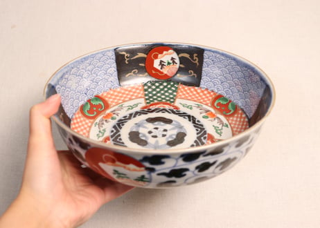 明治前期色絵青海波と格子図8寸鉢①かたつき