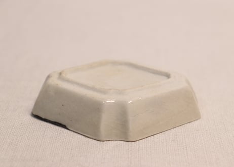 大正～昭和戦前織部焼花と菱文図菱形醤油小皿①