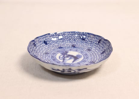 明治前期染付麒麟と微塵唐草図通り物小皿