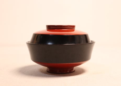 内黒外赤黒蒔絵蛤図吸物椀②汚れ,小傷