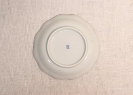 江戸後期染付山水図輪花鍔縁小皿①