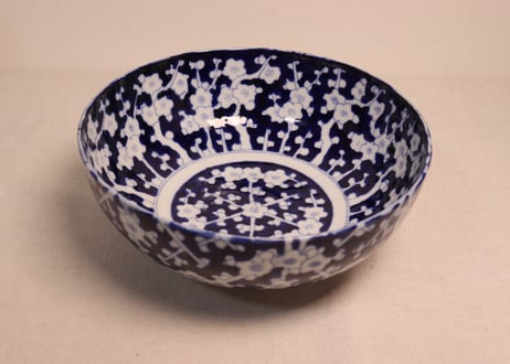 明治後期~大正銅判梅図8寸鉢　かたつき