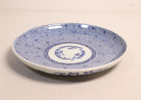 江戸幕末染付微塵唐草図7寸皿②フリモノ