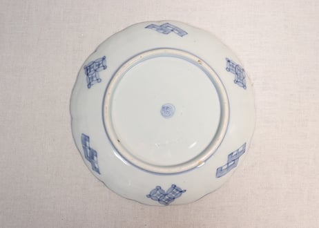 明治前期色絵団龍と牡丹図通り物７寸皿