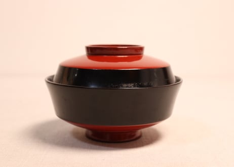 内黒外赤黒蒔絵蛤図吸物椀①汚れ