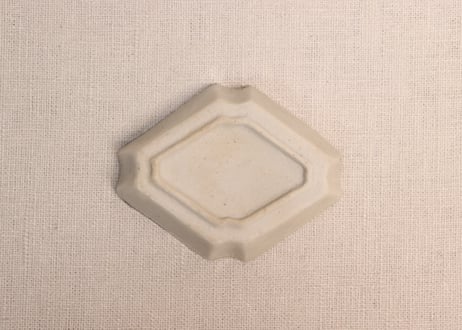 大正～昭和戦前織部焼花と菱文図菱形醤油小皿①
