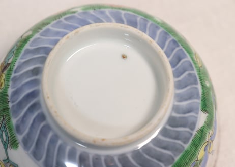 明治前期色絵花と蝶図通り物蓋茶碗①
