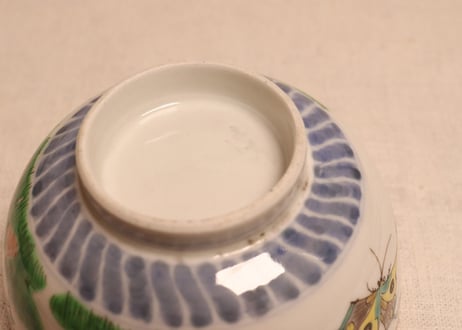 明治前期色絵花と蝶図通り物蒸茶碗