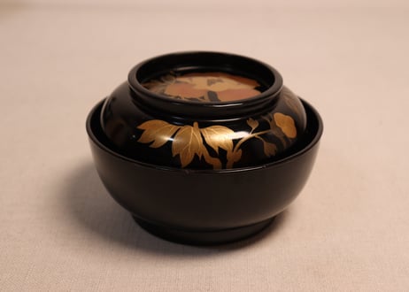 総黒蒔絵牡丹図菓子椀②小傷