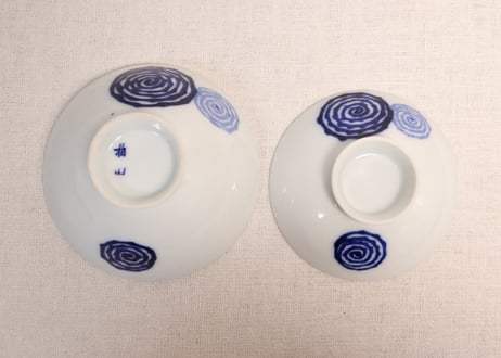 明治後期～大正染付渦巻図蓋茶碗