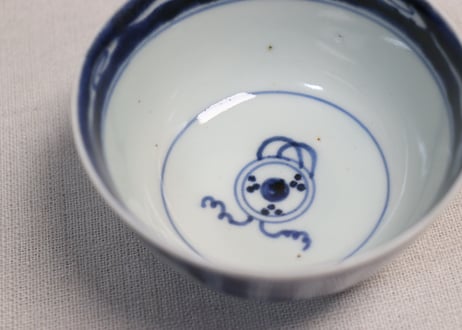江戸後期染付縦縞鼓図蓋茶碗②高台傷