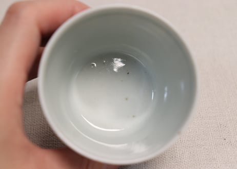 明治前期東北の焼染付縦縞図猪口