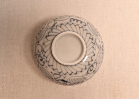 江戸幕末線描き三方牡丹図湯吞