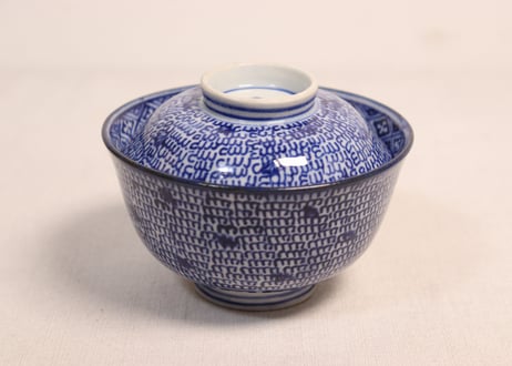 明治前期染付麒麟と微塵唐草図通り物飯茶碗