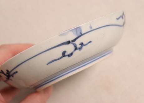 江戸中期染付流水に菊図小皿②フリモノ