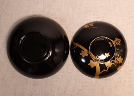 総黒蒔絵紅葉と笛図吸物椀①　5客組