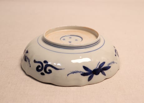 明治前期菊と葉図なます皿①少かたつき