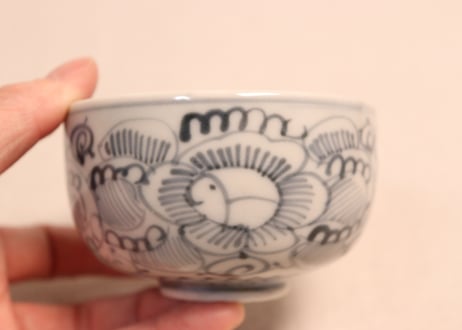 江戸幕末線描き三方牡丹図湯吞