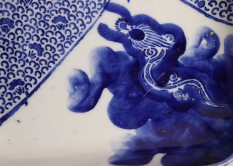 明治前期紙刷微塵唐草と龍図角小皿①