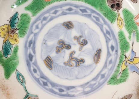 明治前期色絵花と蝶図通り物なます皿