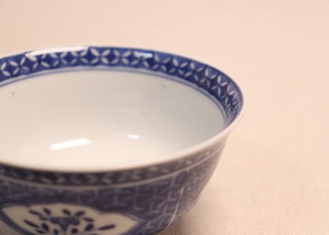 明治前期染付麒麟と花図蓋茶碗①