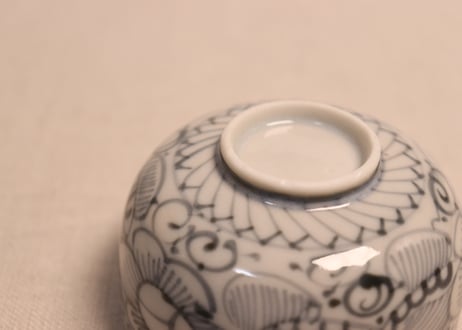 江戸幕末線描き三方牡丹図湯吞