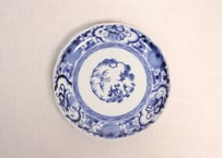 江戸中期染付菊と宝尽くし図７寸皿①