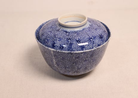 明治前期紙刷微塵唐草図蓋茶碗②身少甘手