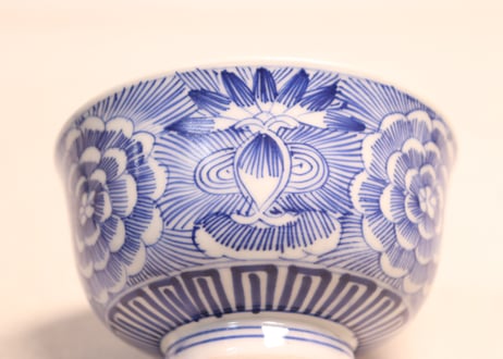 明治前期線描き牡丹図蓋茶碗②ニュウ,蓋ムシクイ