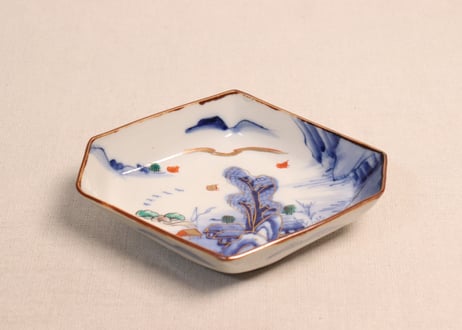 明治前期色絵山水図菱形皿②かたつき