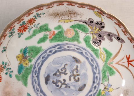 明治前期色絵花と蝶図通り物7寸皿