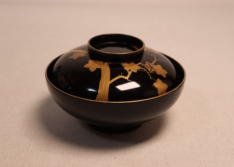 総黒蒔絵紅葉と笛図吸物椀①　5客組