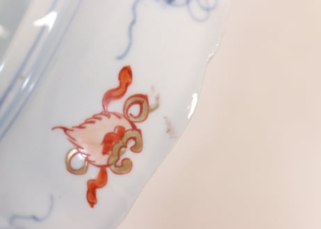 明治前期色絵花と蝶図通り物なます皿