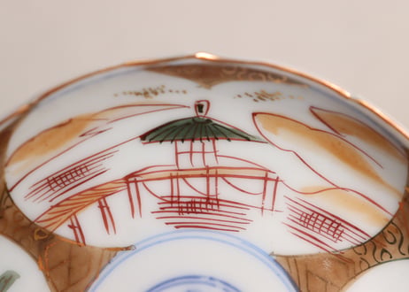 明治後期～大正色絵牡丹と水鳥に山水図通り物小皿②少かたつき