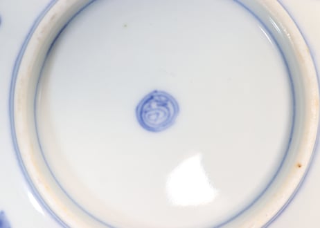明治前期色絵団龍と牡丹図通り物小皿