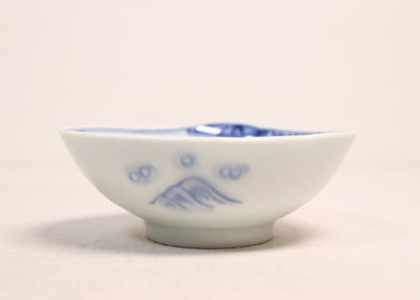 明治後期~大正染付網と漁師図貝型小鉢