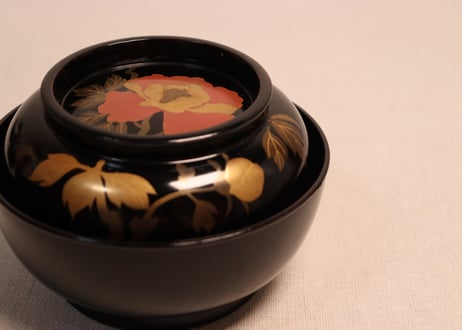 総黒蒔絵牡丹図菓子椀①