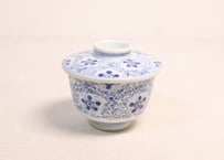 明治前期染付梅花と唐草図つぼ碗