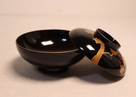 総黒蒔絵紅葉と笛図吸物椀①　5客組