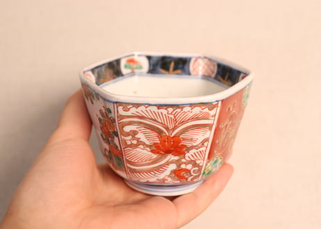 明治前期色絵花と唐草図六角向付