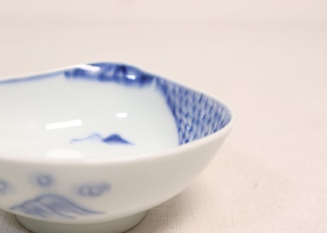 明治後期~大正染付網と漁師図貝型小鉢