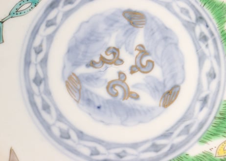 明治前期色絵花と蝶図通り物なます皿