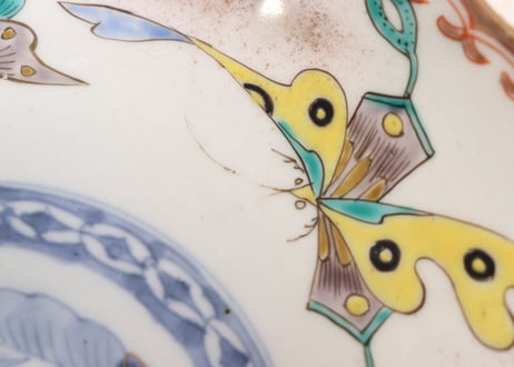 明治前期色絵花と蝶図通り物7寸皿