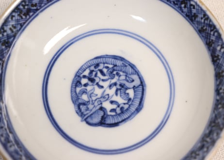 明治前期色絵団龍と牡丹図通り物飯茶碗②