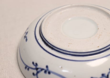 江戸中期染付雪輪に梅と柴束図なます皿 直し