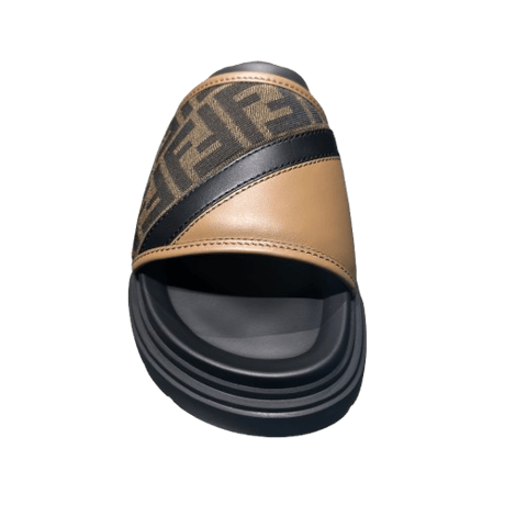 FENDI / 定価￥90,200