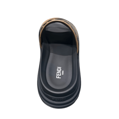FENDI / 定価￥90,200