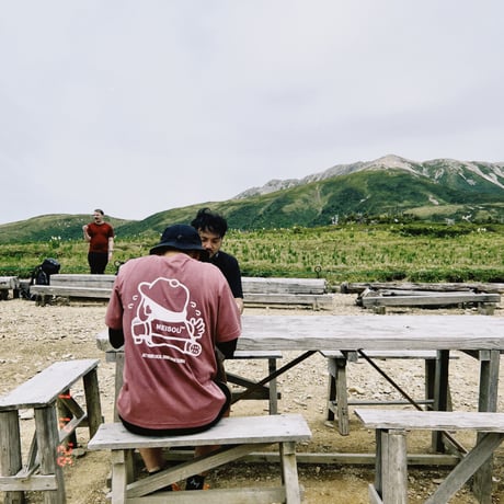 【Pre-Order 限定カラー】Backside Back Tech Tee