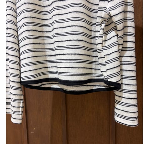 YENN  FEATHER STP WIDE TOP