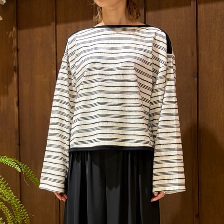 YENN  FEATHER STP WIDE TOP